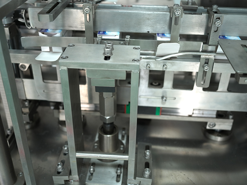 连续式高速装盒机真空系统采用德国贝克